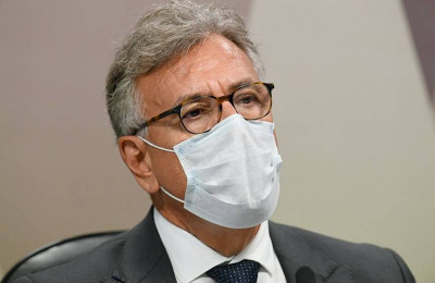 Para não se incriminar, coronel Helcio Bruno se cala na CPI  da Pandemia do Senado